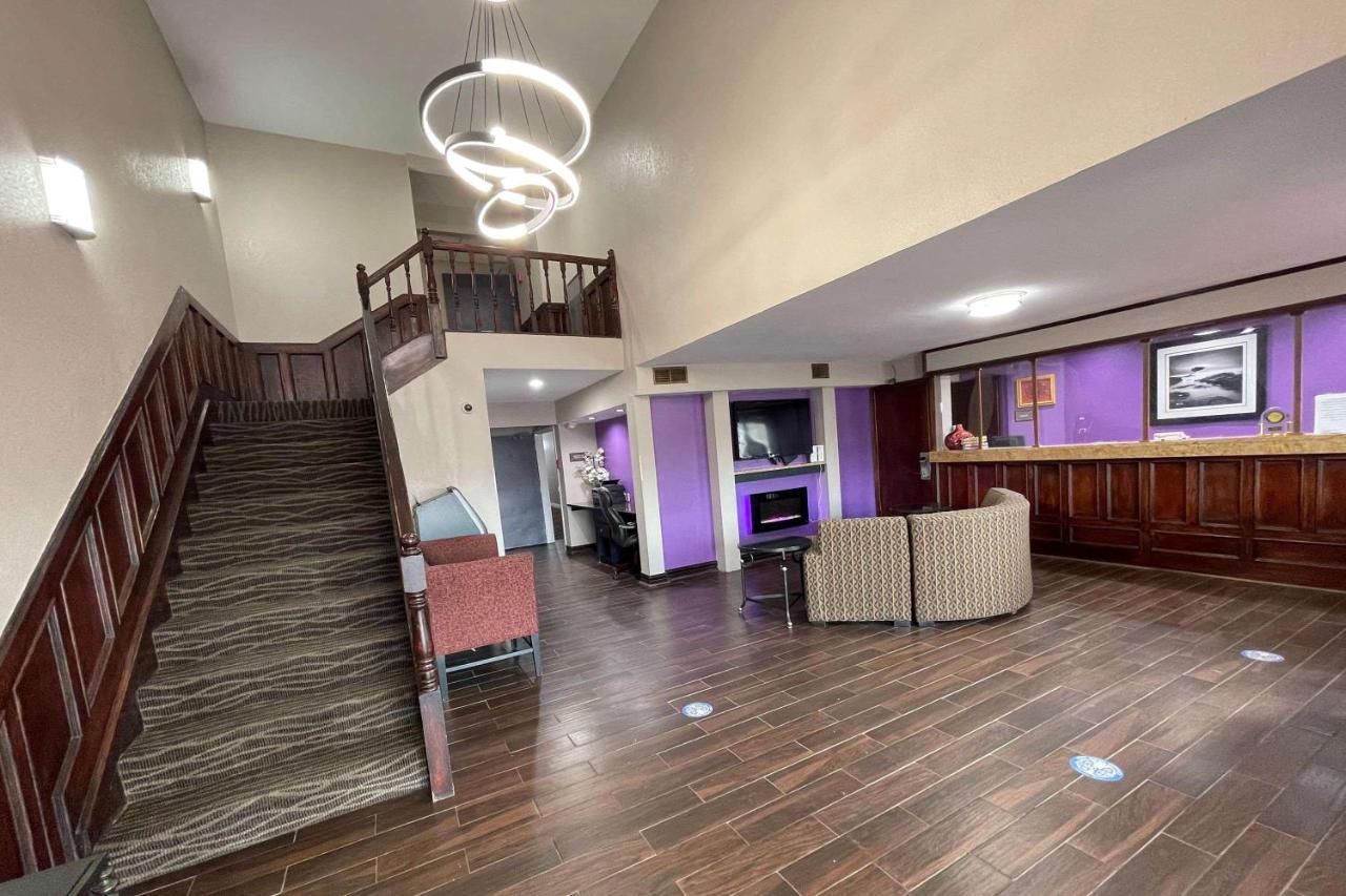 Baymont By Wyndham Bellevue - Omaha Hotel Eksteriør billede